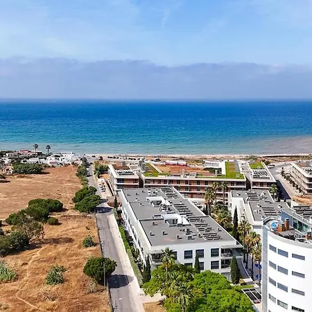 Διαμέρισμα 1min! & Pool - Private Parking, Ac & Wifi