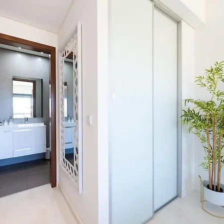 公寓 1min! & Pool - Private Parking, Ac & Wifi *