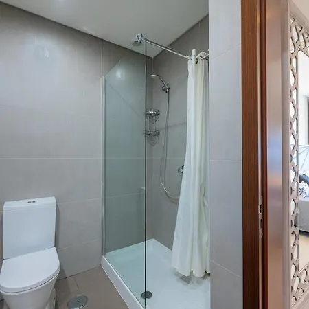 1min!&pool - Private Parking, Ac&wifi * Quarteira