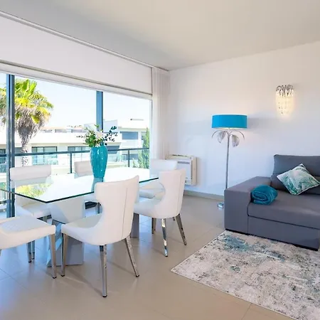 Apartment 1min!&pool - Private Parking, Ac&wifi Quarteira