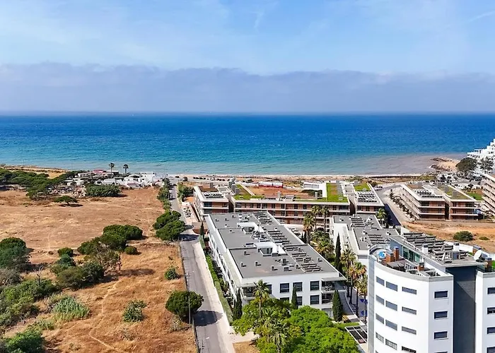 アパート 1min! & Pool - Private Parking, Ac & Wifi