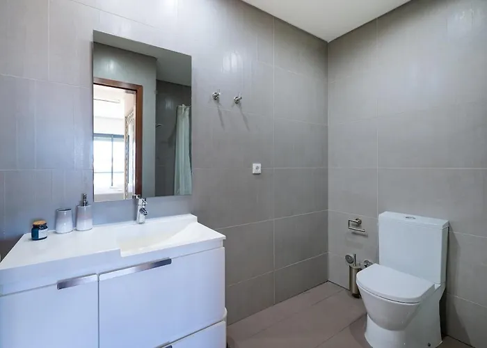 1min! & Pool - Private Parking, Ac & Wifi *