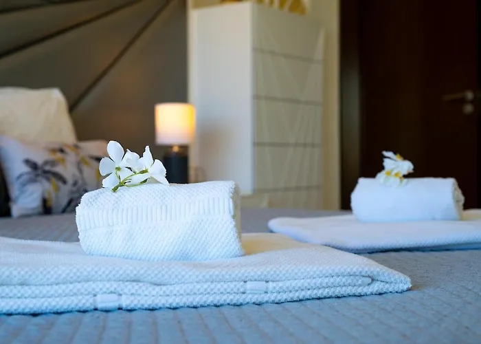 アパート 1min! & Pool - Private Parking, Ac & Wifi *