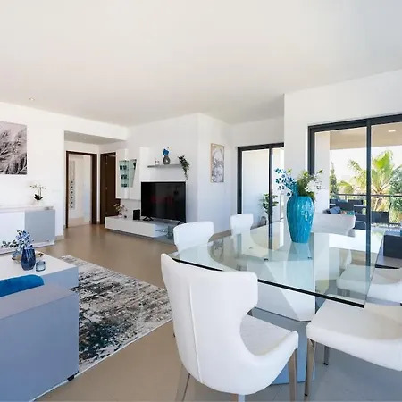 1min! & Pool - Private Parking, Ac & Wifi Quarteira