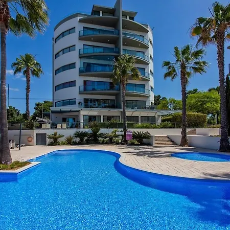 1min! & Pool - Private Parking, Ac & Wifi *